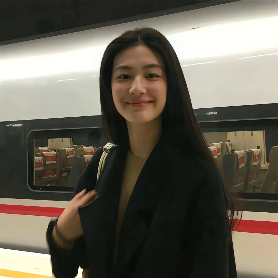 小犬与女孩 封面